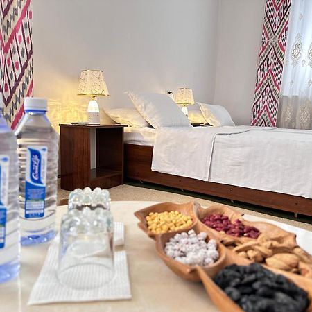 Gold Khiva Bed & Breakfast Luaran gambar