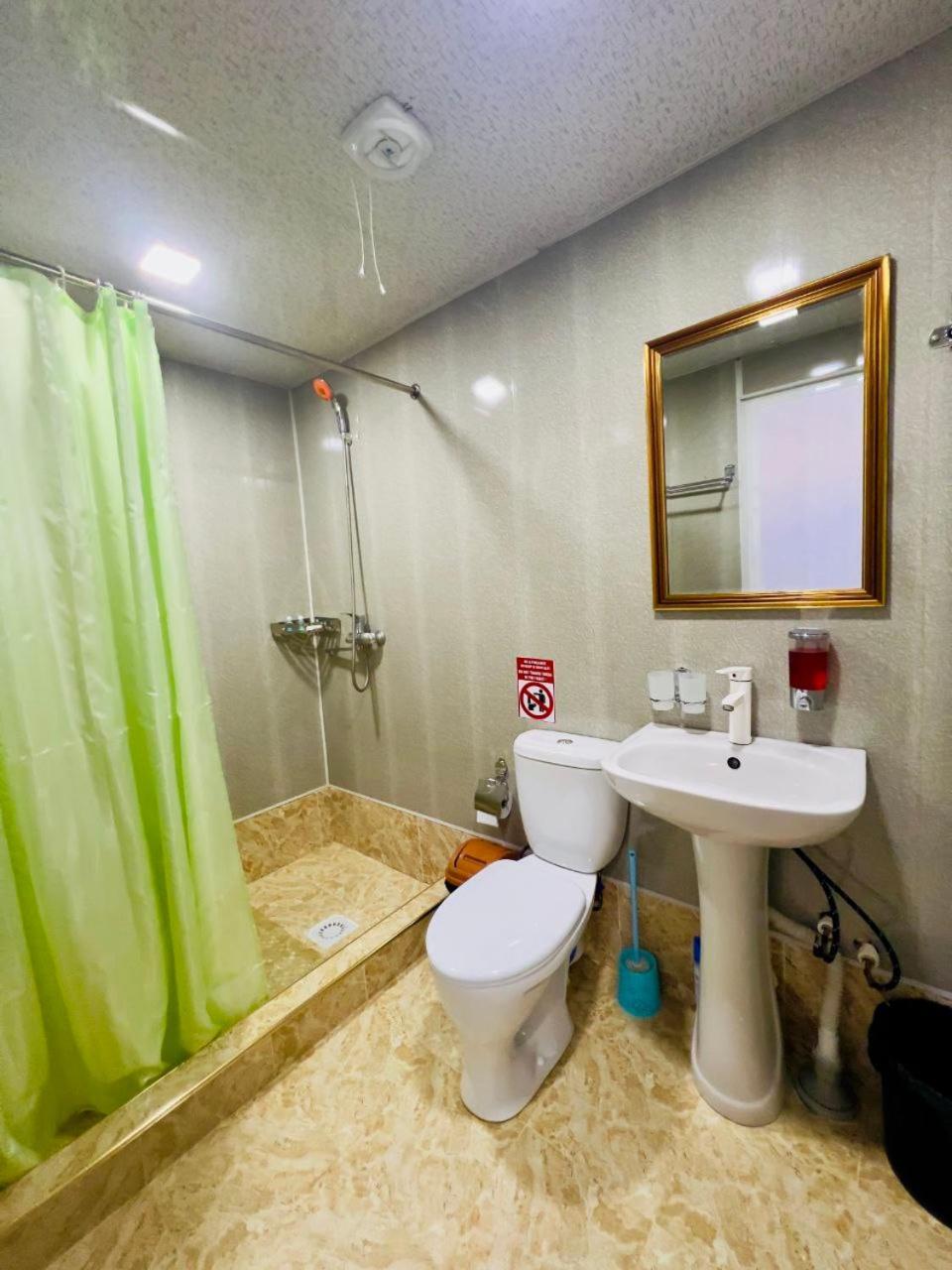 Gold Khiva Bed & Breakfast Luaran gambar