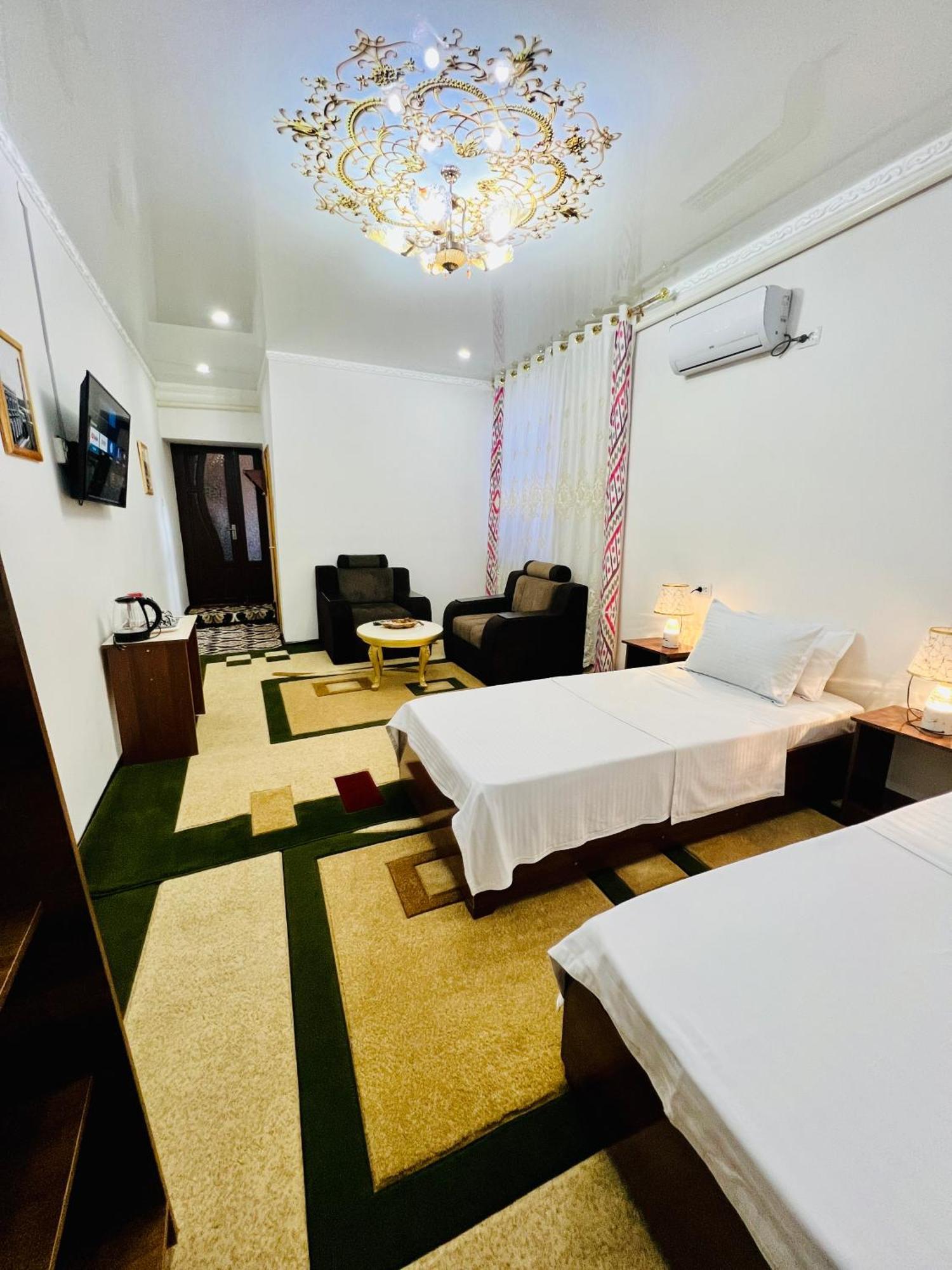 Gold Khiva Bed & Breakfast Luaran gambar