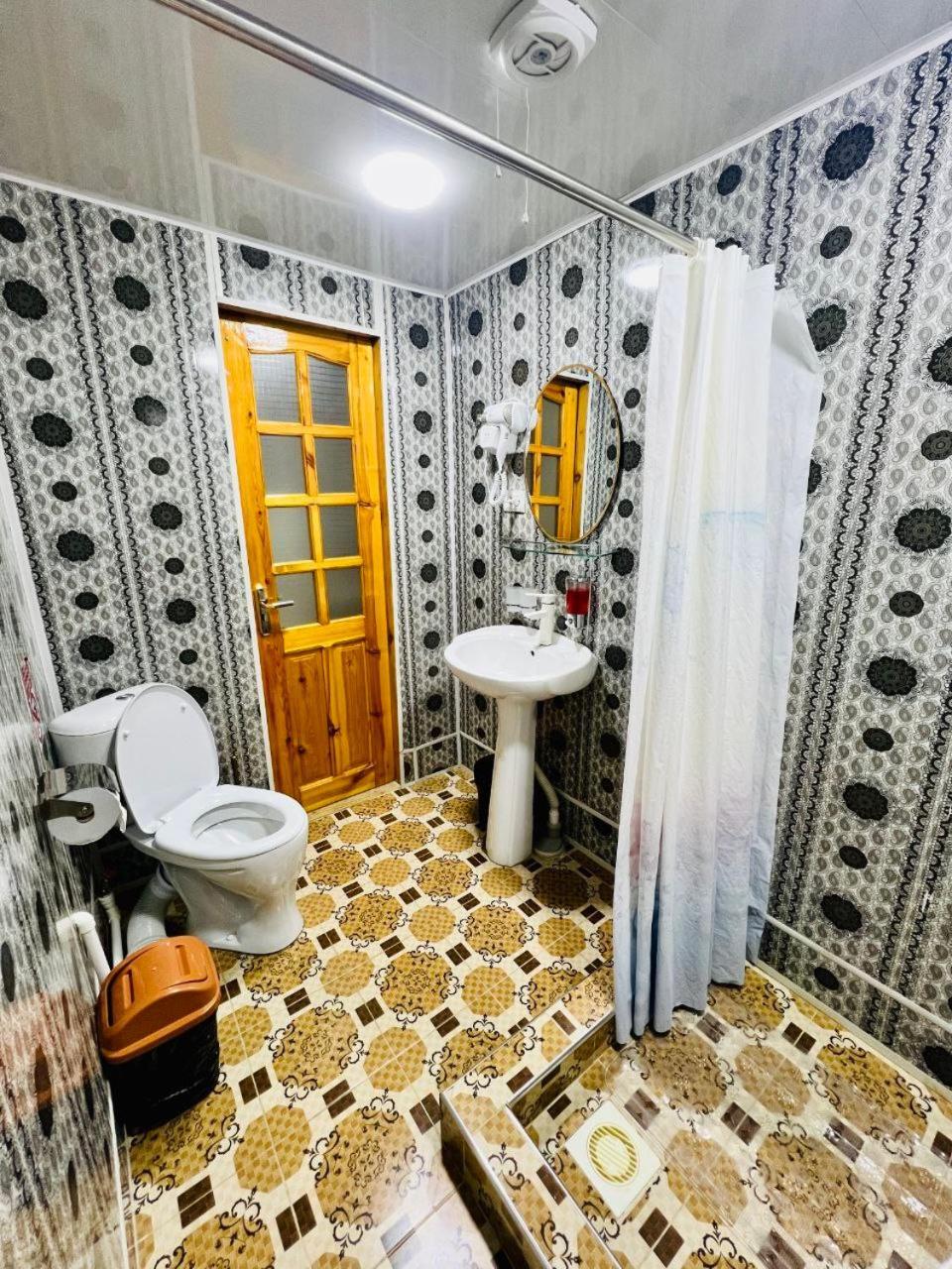 Gold Khiva Bed & Breakfast Luaran gambar